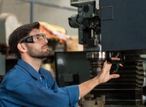 China CNC Machining Service: How to Choose?